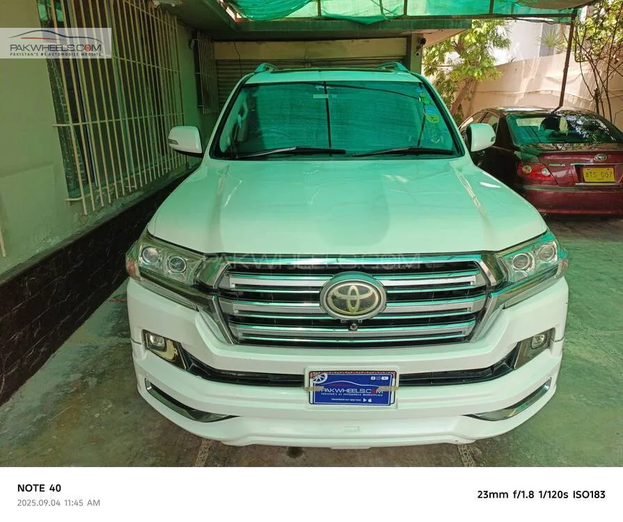 Toyota Land Cruiser 2011 for Sale in Karachi Image-1