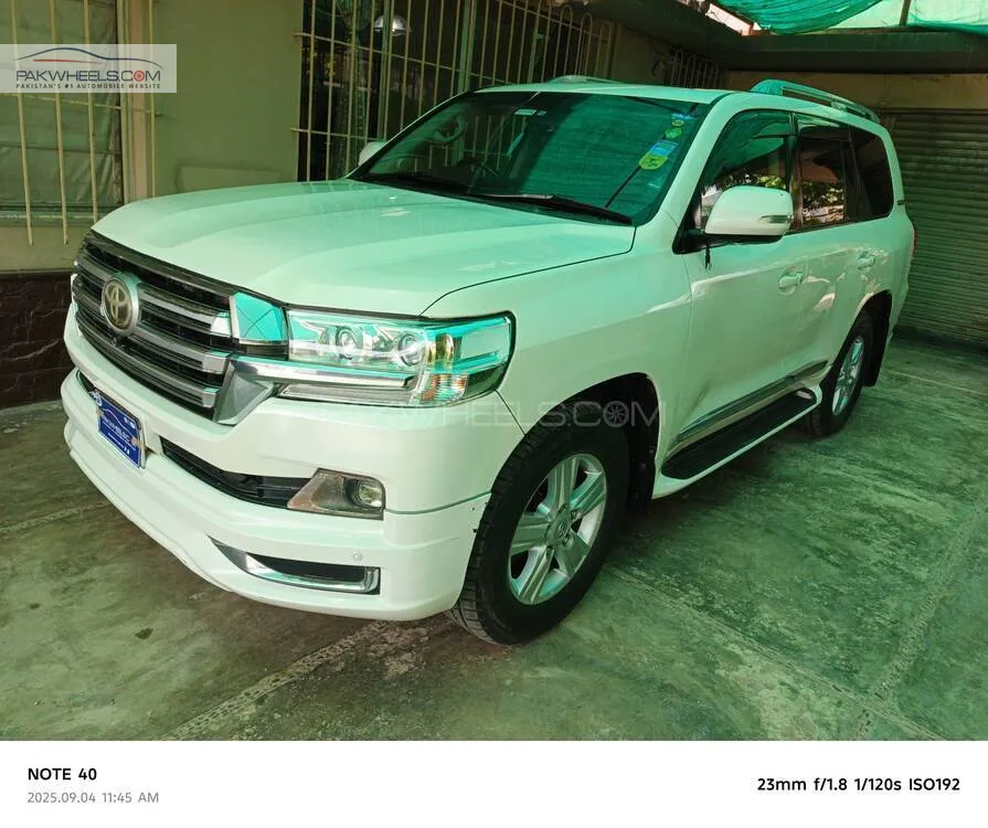 ٹویوٹا لینڈ کروزر 2011 for Sale in کراچی ٹویوٹا لینڈ کروزر 2011 for Sale in کراچی Image-3