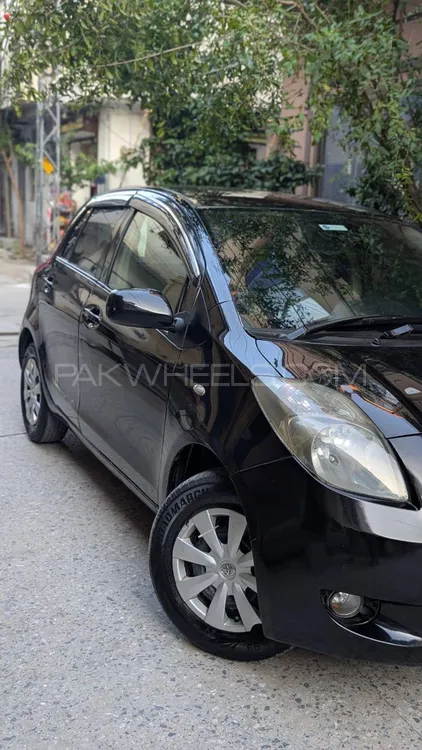 Toyota Vitz 2007 for Sale in Attock Image-1