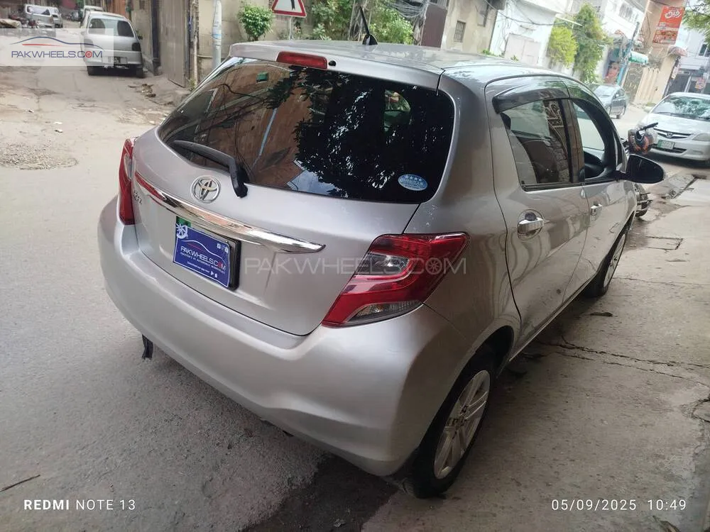 Toyota Vitz 2014 for Sale in Lahore Toyota Vitz 2014 for Sale in Lahore Image-4