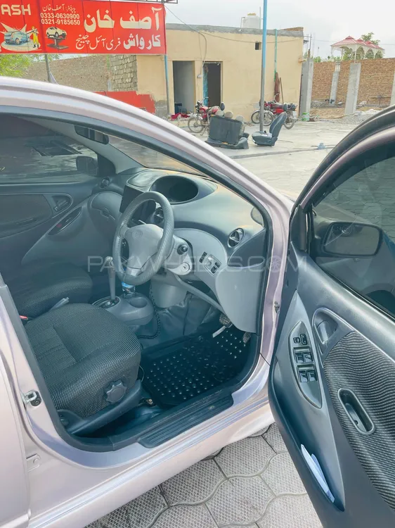 Toyota Vitz 1999 for Sale in Peshawar Image-1