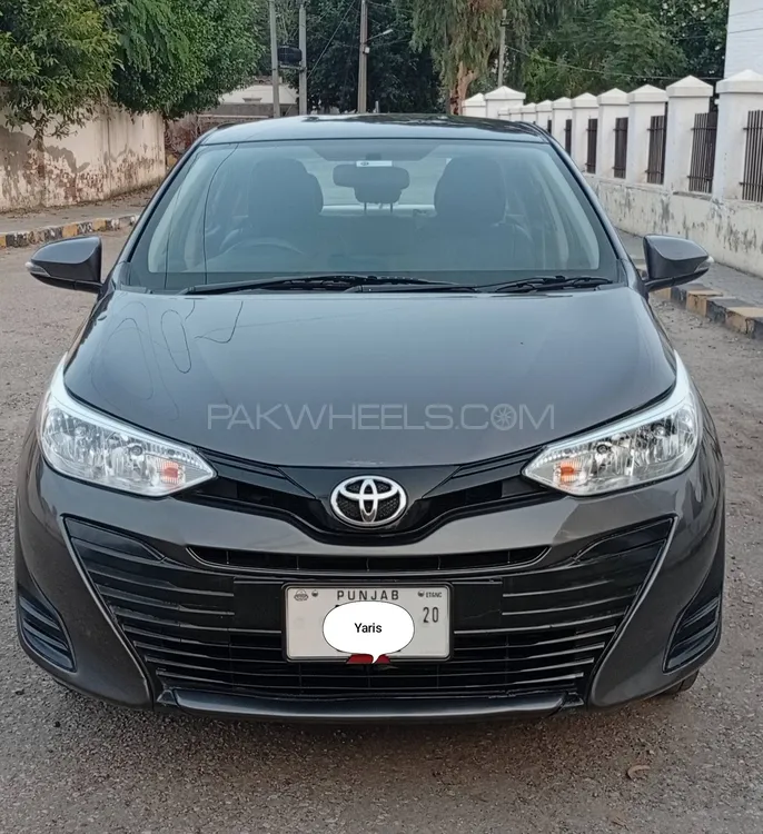 Toyota Yaris Sedan 2020 for Sale in Multan Image-1