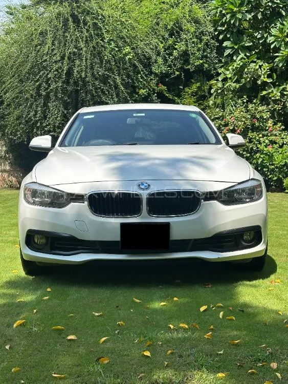 BMW 3 Series 2017 for Sale in Lahore Image-1