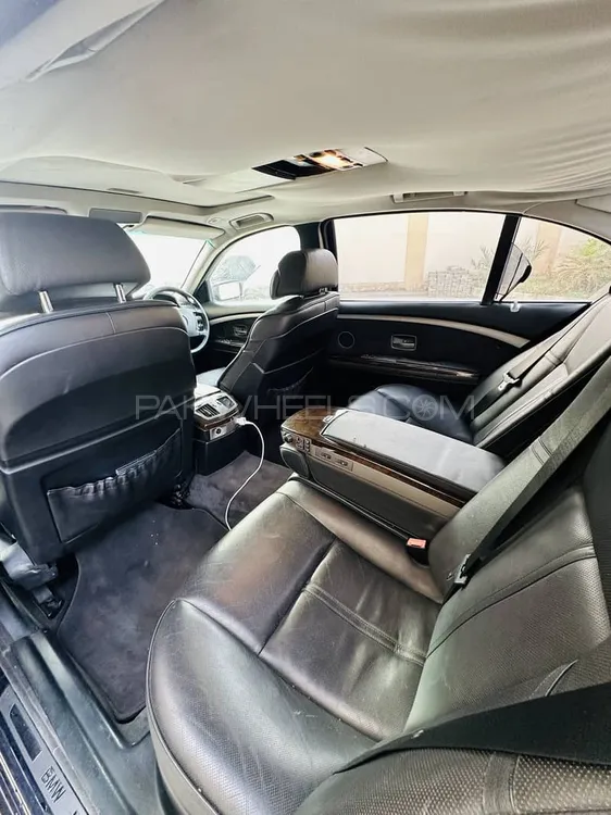 BMW 7 Series 2004 for Sale in Karachi Image-1