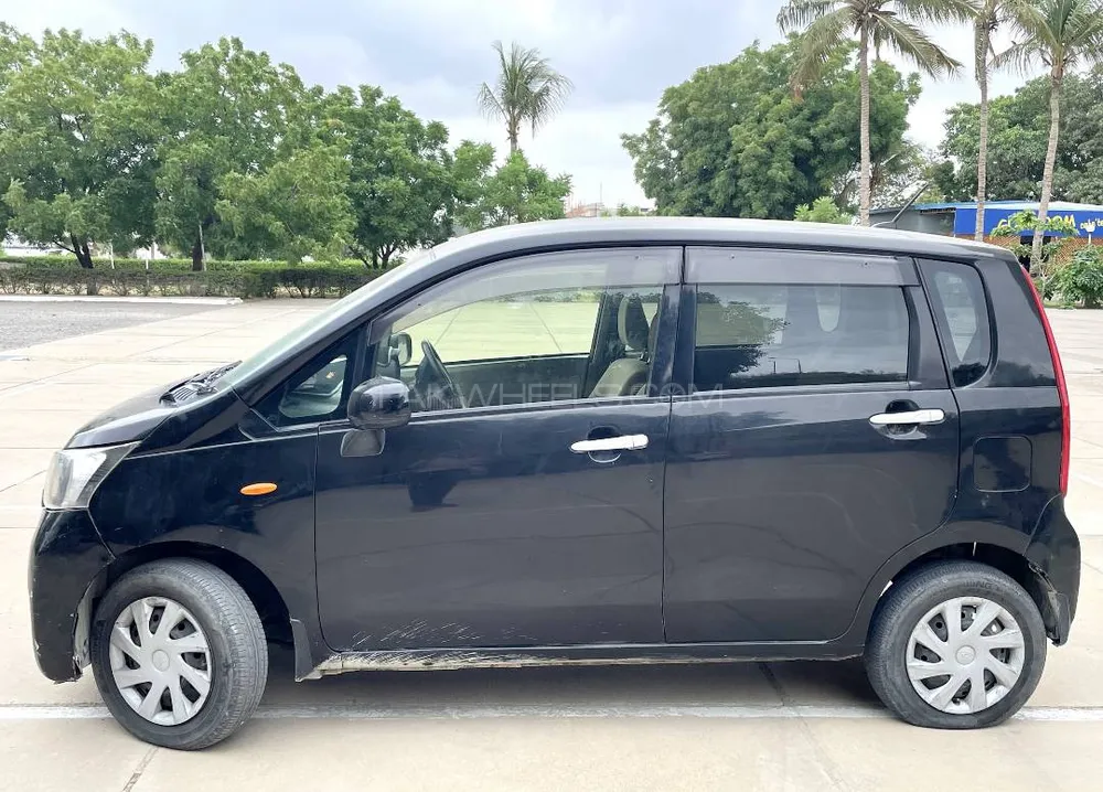 Daihatsu Move 2014 for Sale in Karachi Image-1