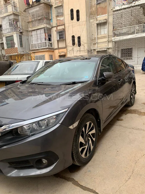 Honda Civic 2017 for Sale in Karachi Image-1