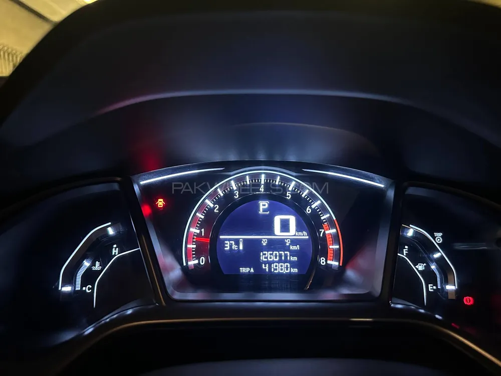 Honda Civic 2018 for Sale in Lahore Image-1
