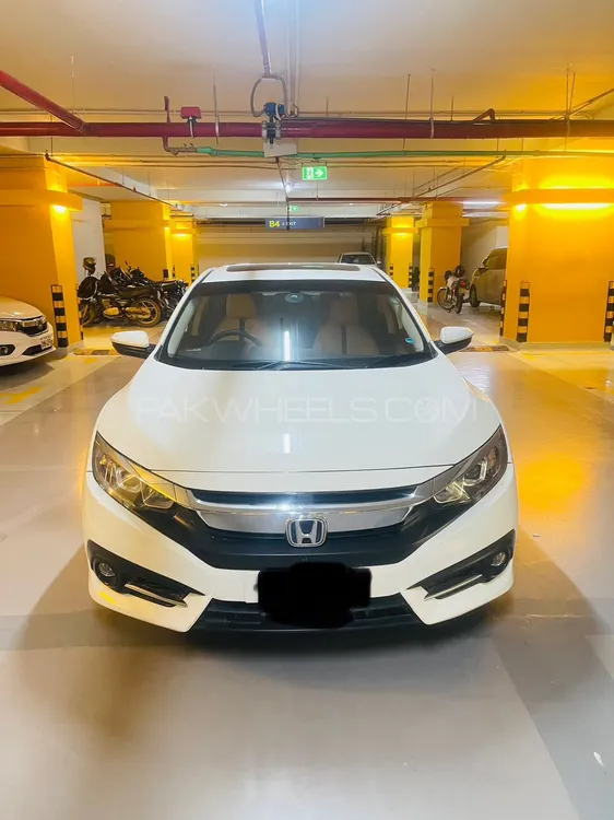 Honda Civic 2018 for Sale in Lahore Image-1