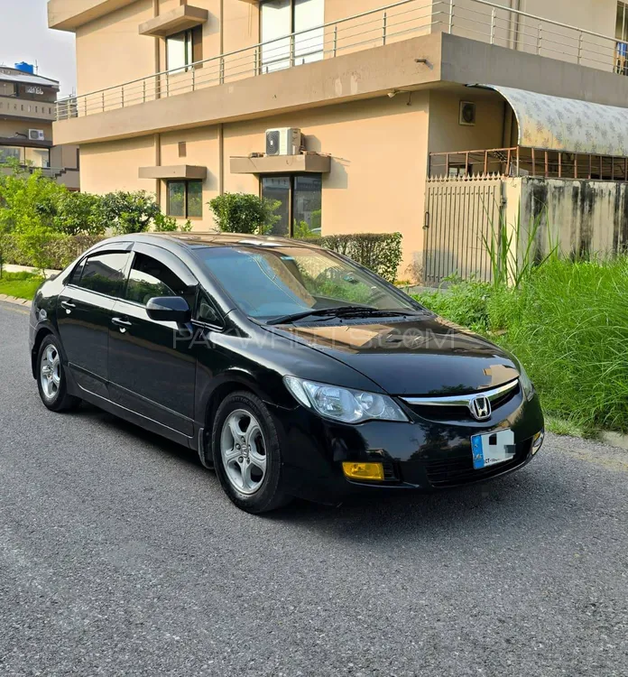 Honda Civic 2011 for Sale in Peshawar Image-1