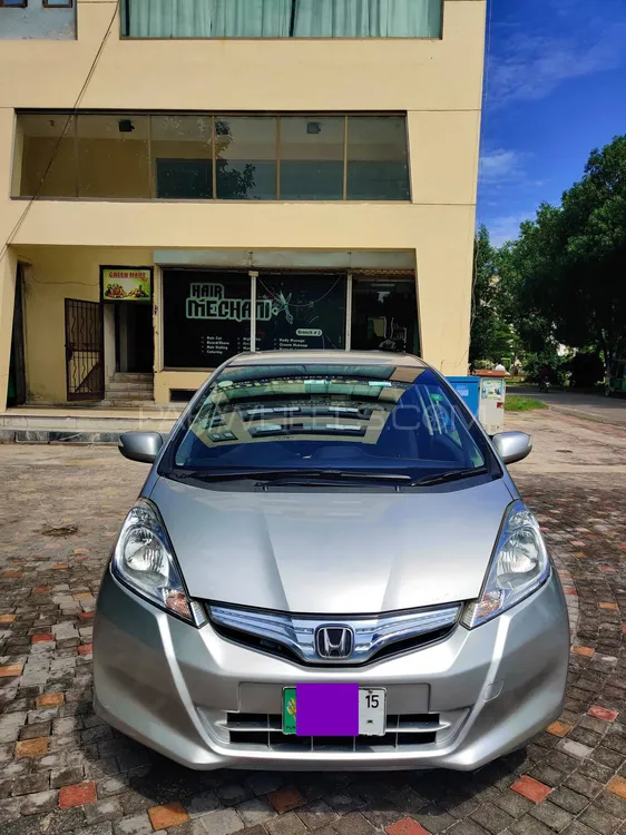 Honda Fit 2011 for Sale in Lahore Image-1