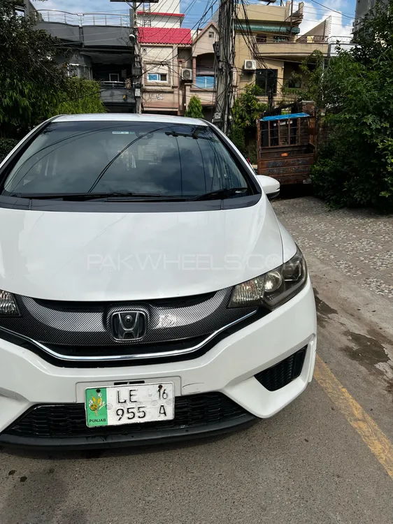 Honda Fit 2015 for Sale in Lahore Image-1