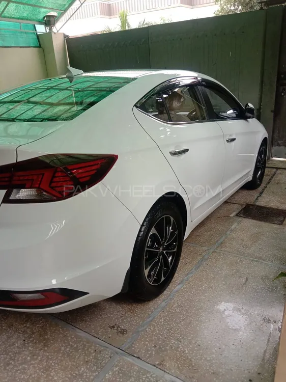 Hyundai Elantra 2023 for Sale in Peshawar Image-1
