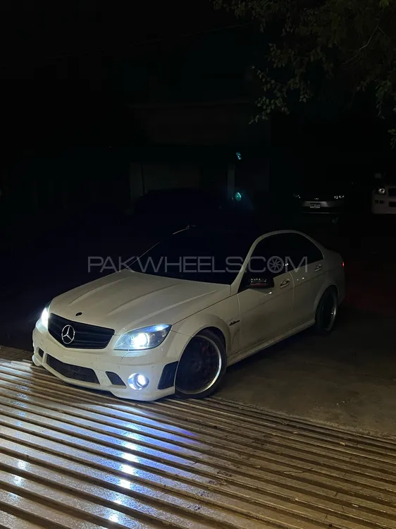 Mercedes Benz C Class 2010 for Sale in Hyderabad Image-1