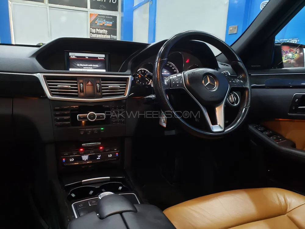 Mercedes Benz E Class 2013 for Sale in Karachi Mercedes Benz E Class 2013 for Sale in Karachi Image-15