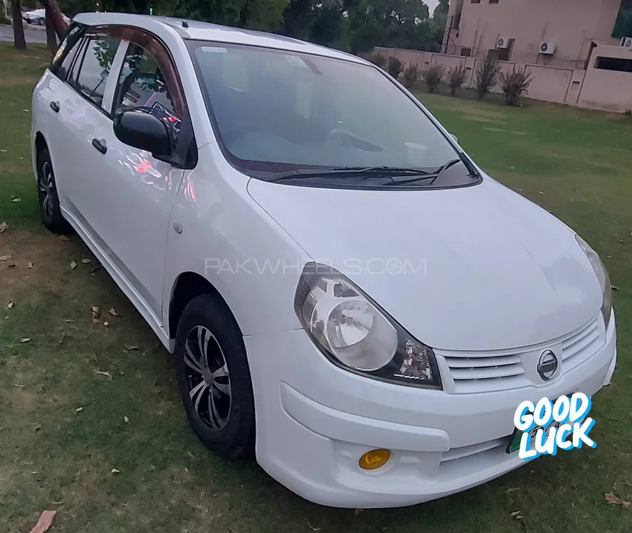 Nissan AD Van 2014 for Sale in Lahore Image-1