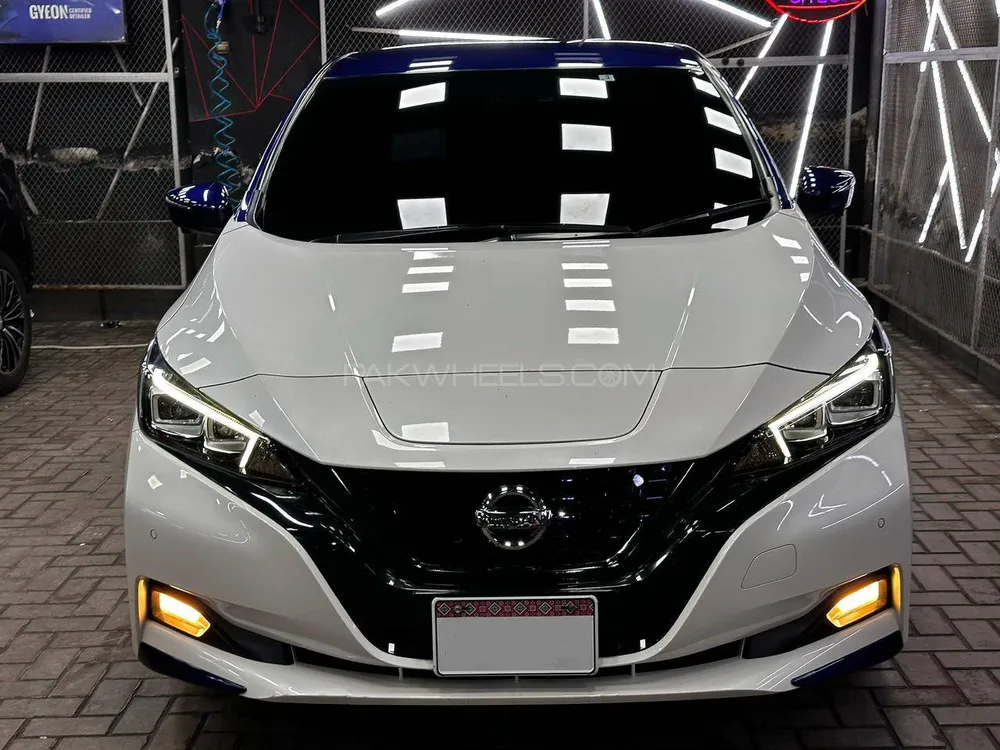 Nissan Leaf 2021 for Sale in Karachi Image-1