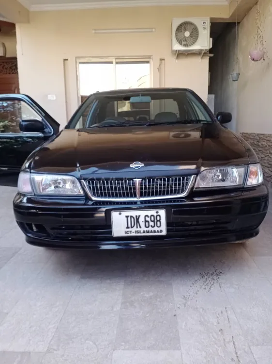 Nissan Sunny 2000 for Sale in Islamabad Image-1