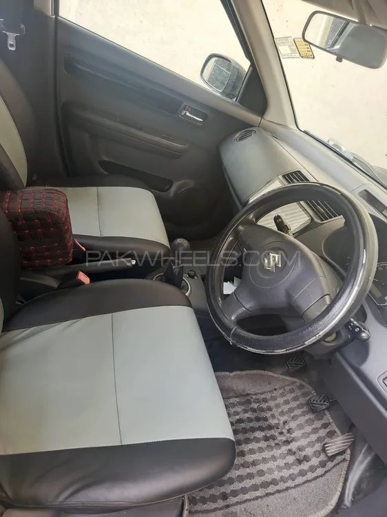 Suzuki Swift 2010 for Sale in Peshawar Image-1