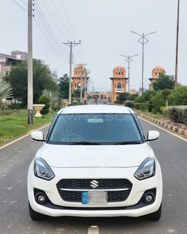 Suzuki Swift 2023 for Sale in Faisalabad Image-1