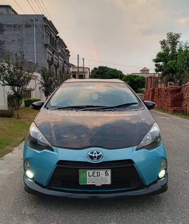 Toyota Aqua 2012 for Sale in Sialkot Image-1