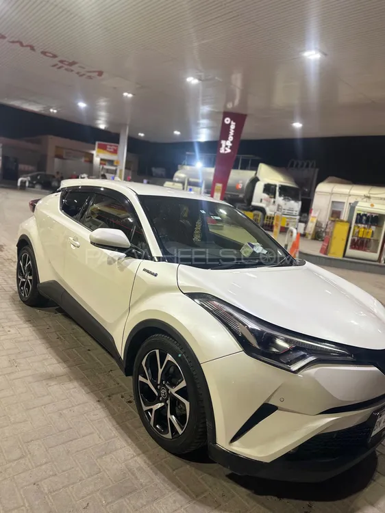 Toyota C-HR 2018 for Sale in Karachi Image-1