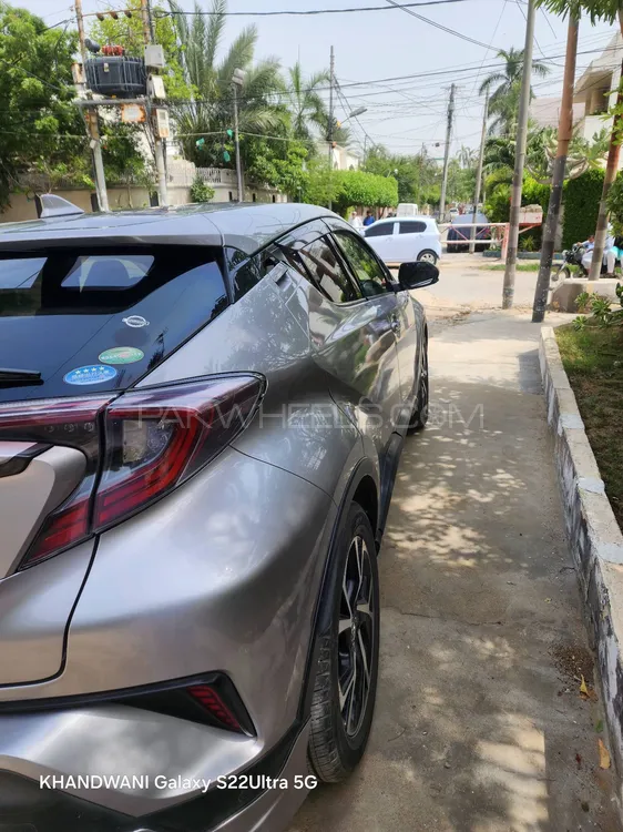 Toyota C-HR 2017 for Sale in Karachi Toyota C-HR 2017 for Sale in Karachi Image-5