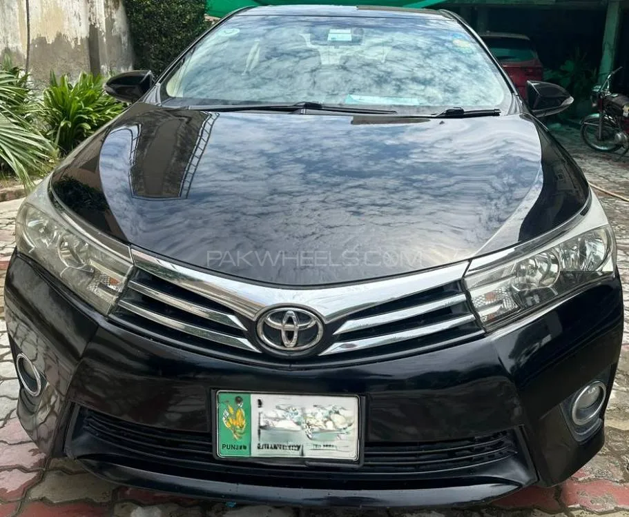 Toyota Corolla 2016 for Sale in Lahore Image-1
