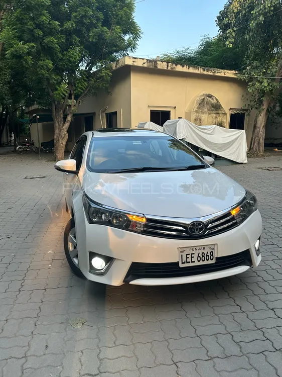 Toyota Corolla 2017 for Sale in Lahore Image-1
