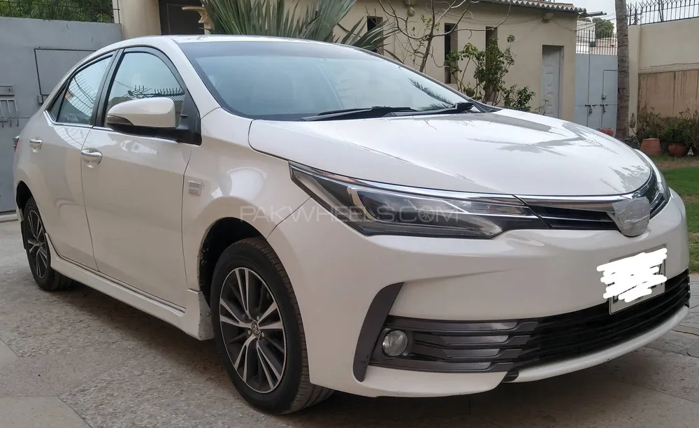 Toyota Corolla 2019 for Sale in Karachi Image-1