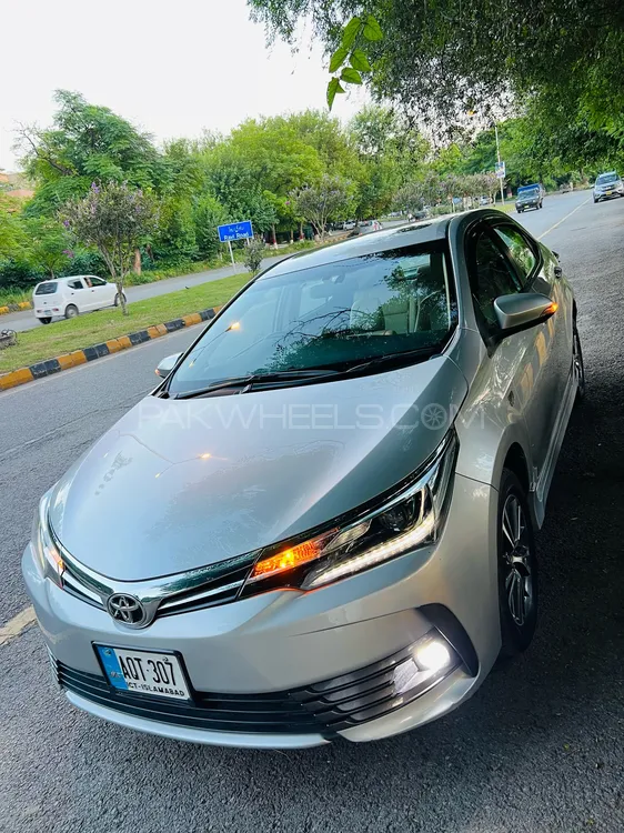 Toyota Corolla 2020 for Sale in Islamabad Image-1