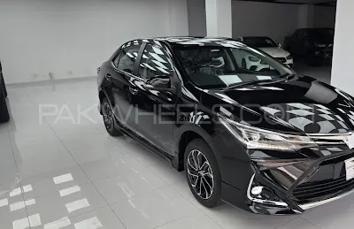 Toyota Corolla 2025 for Sale in Islamabad Image-1