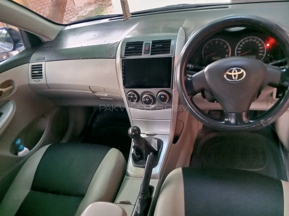 Toyota Corolla 2012 for Sale in Multan Image-1