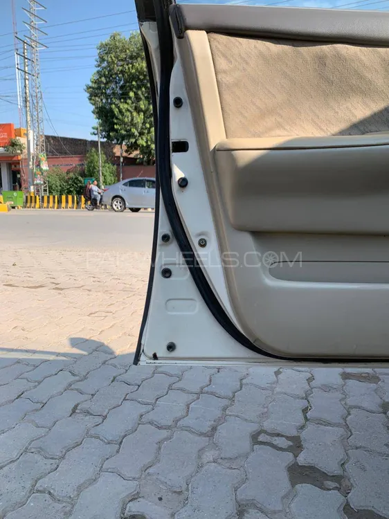 Toyota Corolla 2005 for Sale in Chiniot Toyota Corolla 2005 for Sale in Chiniot Image-17