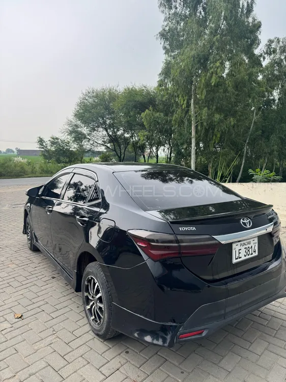 Toyota Corolla 2016 for Sale in Sialkot Image-1