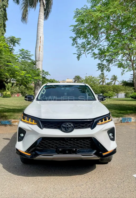 Toyota Fortuner 2018 for Sale in Karachi Image-1