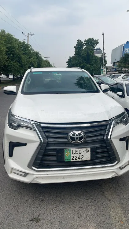Toyota Fortuner 2019 for Sale in Islamabad Image-1