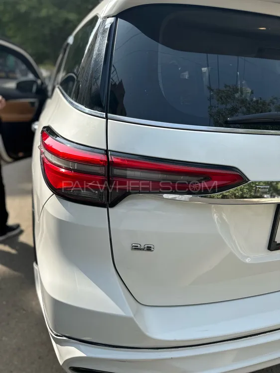 Toyota Fortuner 2021 for Sale in Karachi Toyota Fortuner 2021 for Sale in Karachi Image-6