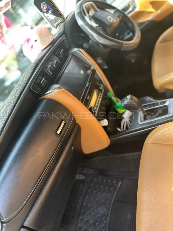 Toyota Fortuner 2021 for Sale in Karachi Toyota Fortuner 2021 for Sale in Karachi Image-7