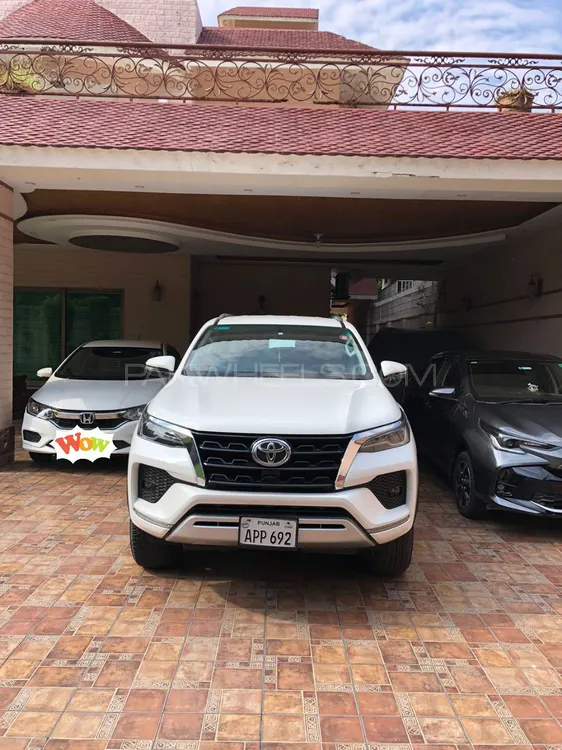 Toyota Fortuner 2022 for Sale in Lahore Image-1