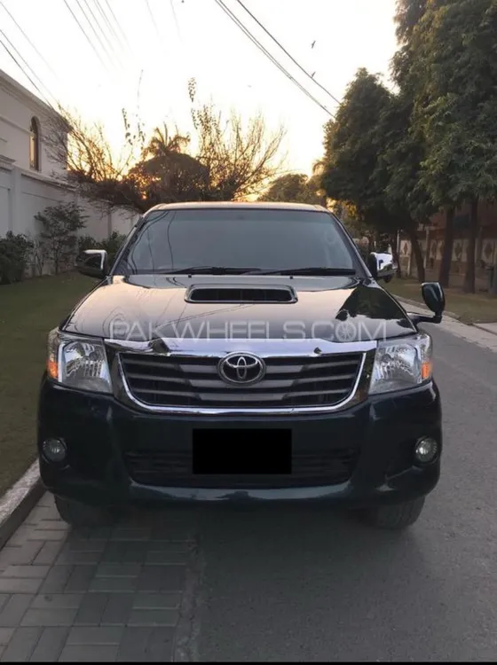 Toyota Hilux 2012 for Sale in Lahore Image-1