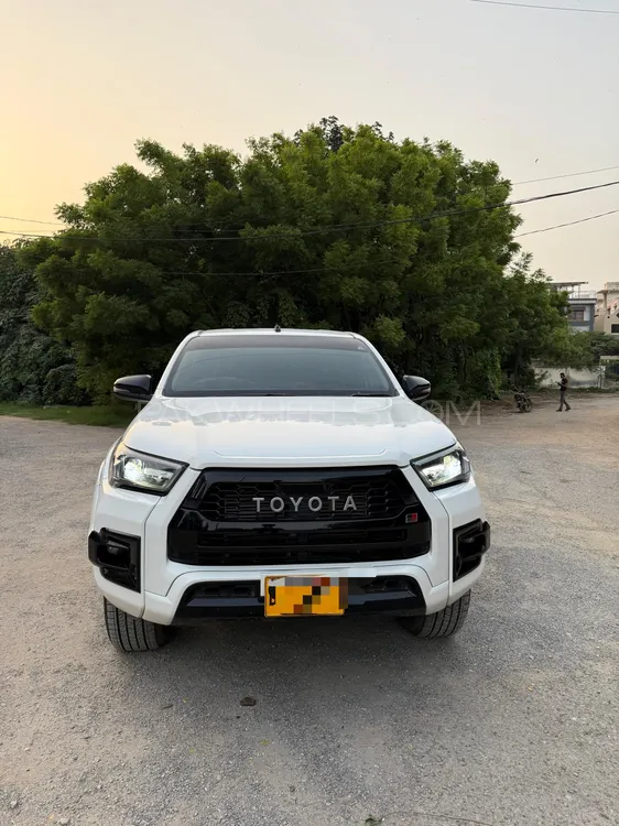 ٹویوٹا ہائیلکس 2024 for Sale in کراچی Image-1