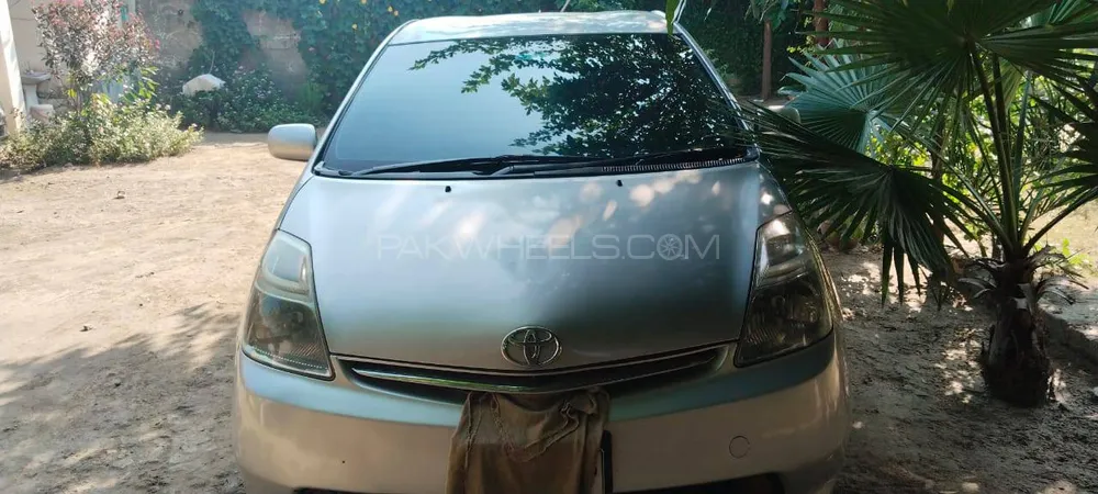 Toyota Prius 2007 for Sale in Mardan Image-1