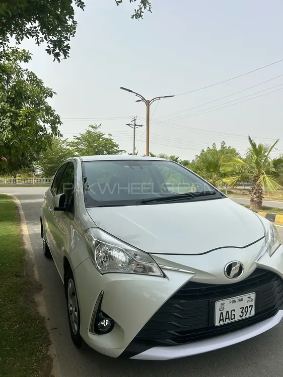 Toyota Vitz 2017 for Sale in Islamabad Image-1