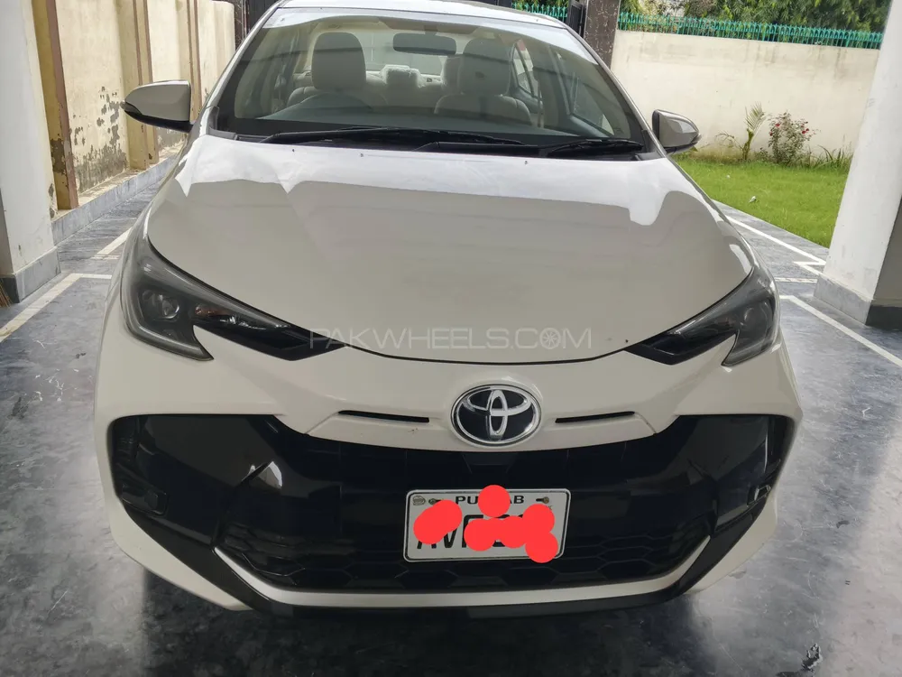 Toyota Yaris Sedan 2025 for Sale in Lahore Image-1