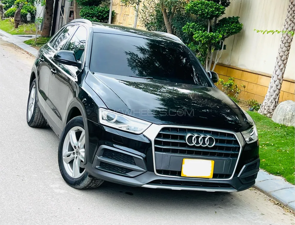 Audi Q3 2017 for Sale in Karachi Image-1