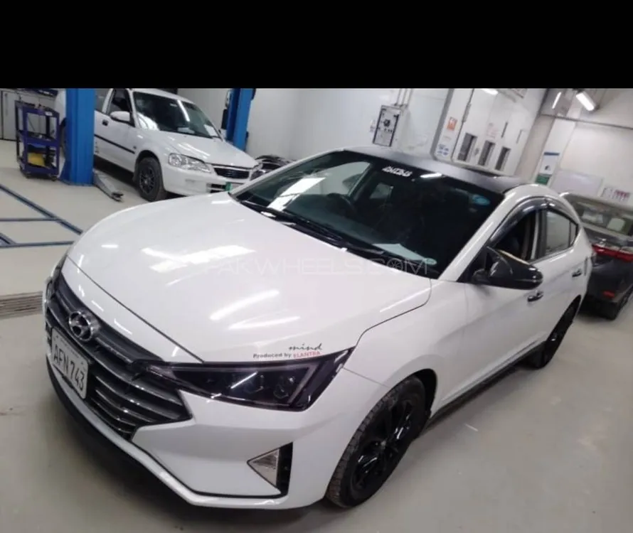 Hyundai Elantra 2021 for Sale in Lahore Image-1