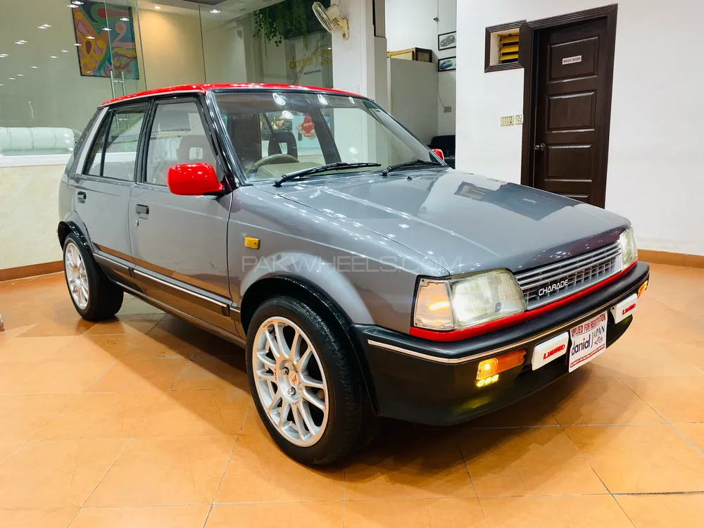 Daihatsu Charade 1986 for Sale in Multan Daihatsu Charade 1986 for Sale in Multan Image-1