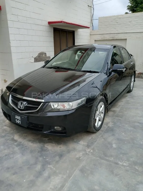 Honda Accord 2005 for Sale in Chiniot Image-1
