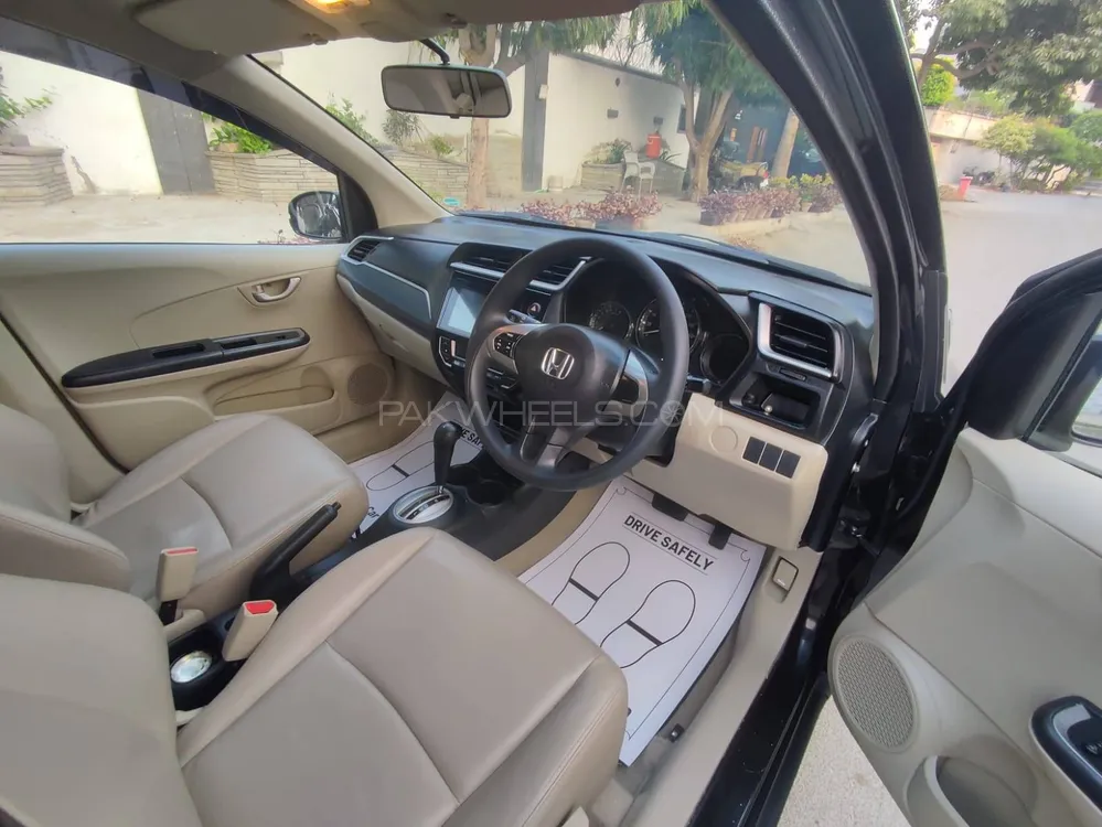 Honda BR-V 2017 for Sale in Islamabad Image-1