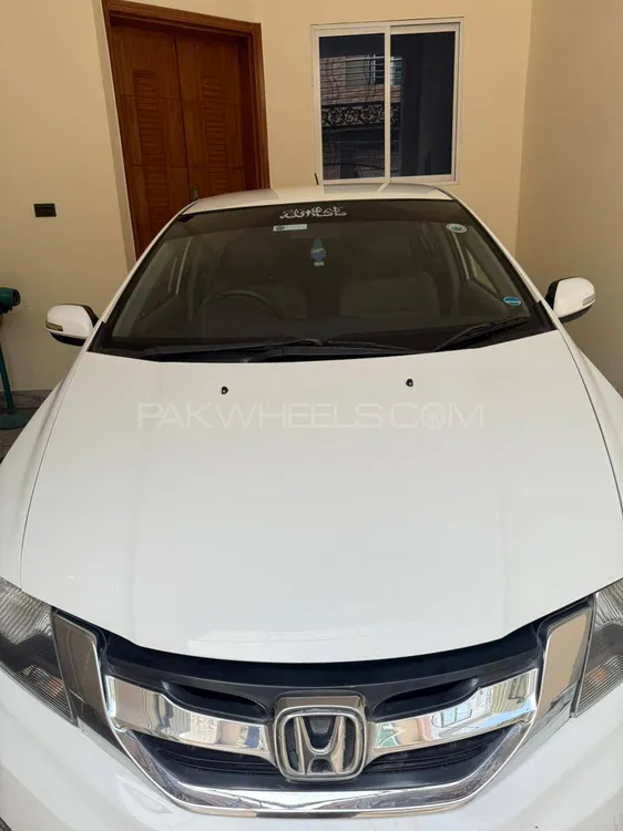 Honda City 2016 for Sale in Faisalabad Image-1
